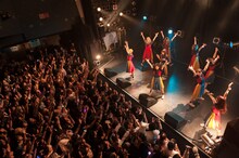 GANG PARADEのライブの様子。（Photo by Jumpei Yamada）