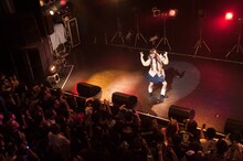 ユイ・ガ・ドクソンのライブの様子。（Photo by Jumpei Yamada）