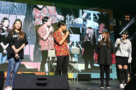 KEN THE 390とSweat16！のメンバー。