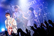 Bentham「Bulbous Bow Tour」東京・渋谷CLUB QUATTRO公演の様子。（写真提供：ポニーキャニオン）