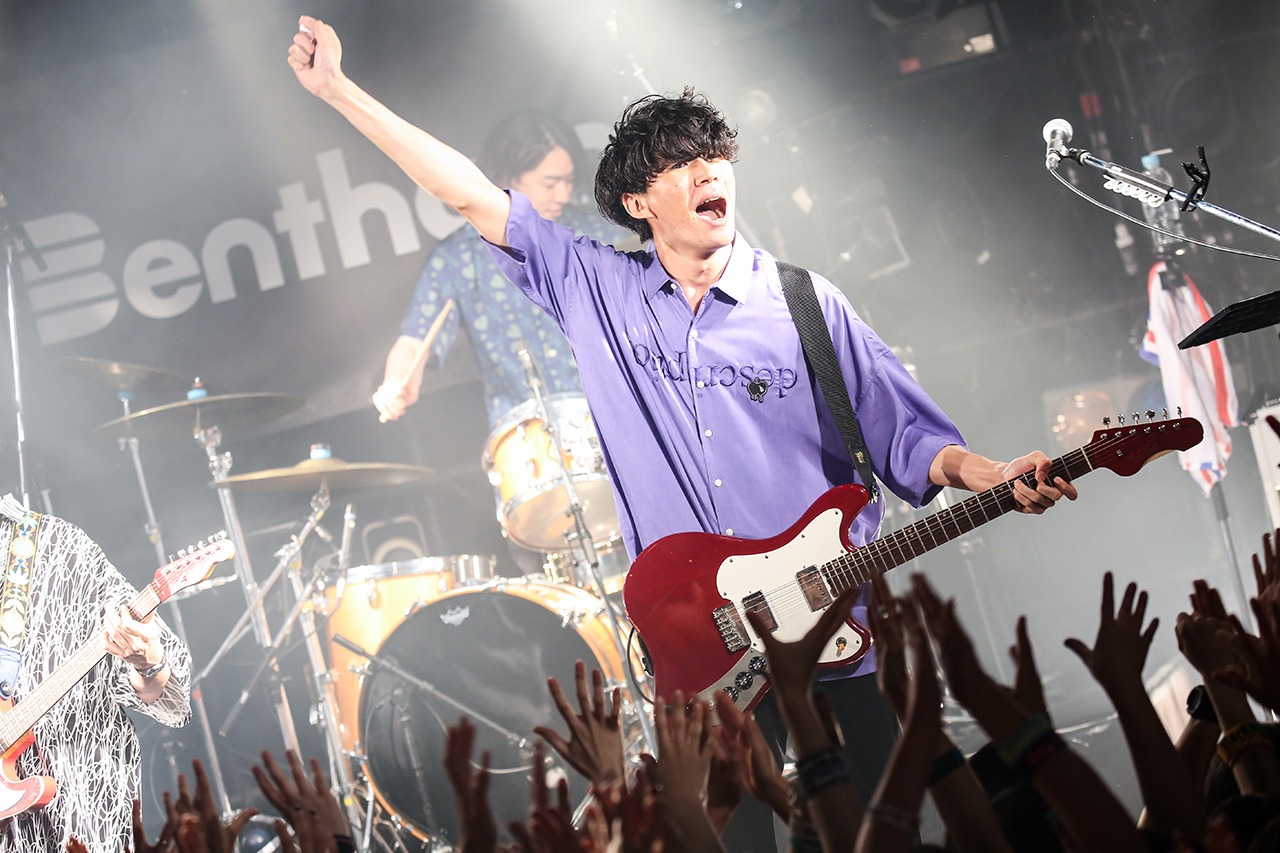 須田原生（G, Cho）（写真提供：ポニーキャニオン）