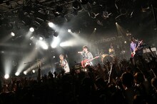 Bentham「Bulbous Bow Tour」東京・渋谷CLUB QUATTRO公演の様子。（写真提供：ポニーキャニオン）