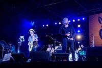 奥田民生（ユニコーン）と吉川晃司。