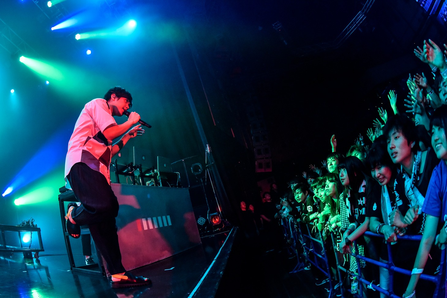 「ReI project coupling tour～Piggybacking Together～」東京・新木場STUDIO COAST公演のぼくのりりっくのぼうよみのライブの様子。（Photo by AZUSA TAKADA）