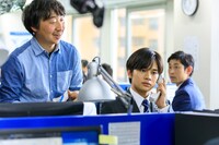 撮影中の北村匠海。