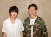 左から横浜流星、Rover(ベリーグッドマン)。