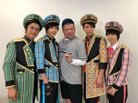 ドルメンXとくっきー（野性爆弾）。