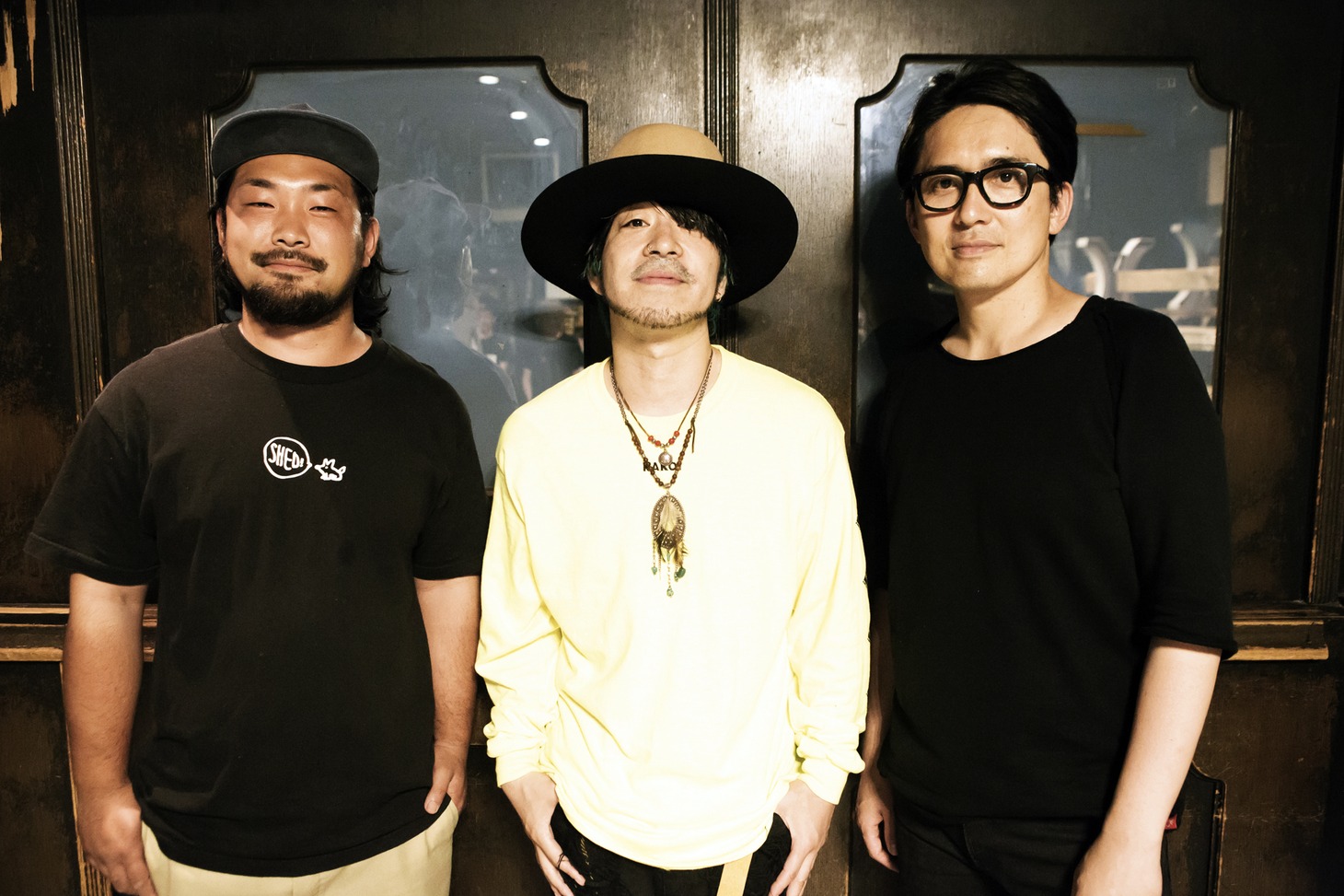 LOW IQ 01 & THE RHYTHM MAKERS