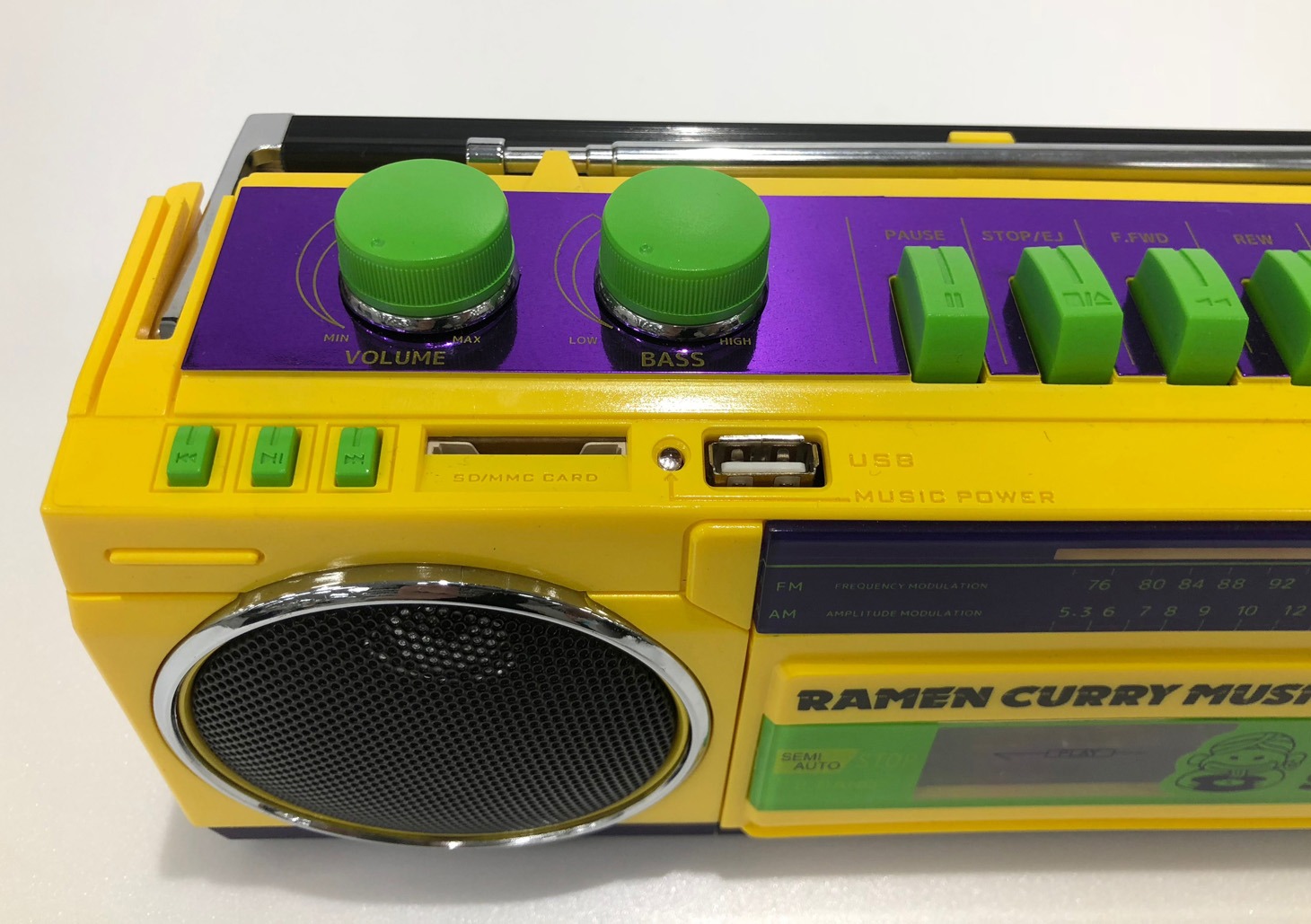 「RCMRラジカセ SCR-OT」デザイン