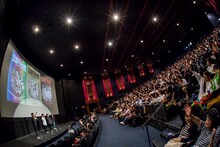 DVD/Blu-ray「京都大作戦2007-2017 10th ANNIVERSARY!～心ゆくまでご覧な祭～」発売記念10-FEET舞台挨拶付き特別先行試写会の様子。（Photo by HayachiN）