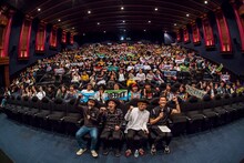 DVD/Blu-ray「京都大作戦2007-2017 10th ANNIVERSARY!～心ゆくまでご覧な祭～」発売記念10-FEET舞台挨拶付き特別先行試写会の様子。（Photo by HayachiN）