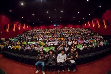 DVD/Blu-ray「京都大作戦2007-2017 10th ANNIVERSARY!～心ゆくまでご覧な祭～」発売記念10-FEET舞台挨拶付き特別先行試写会の様子。（Photo by HayachiN）