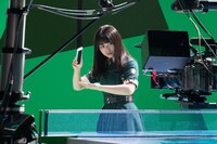 「LINE Pay 10円ピンポン篇」テレビCMメイキングより。