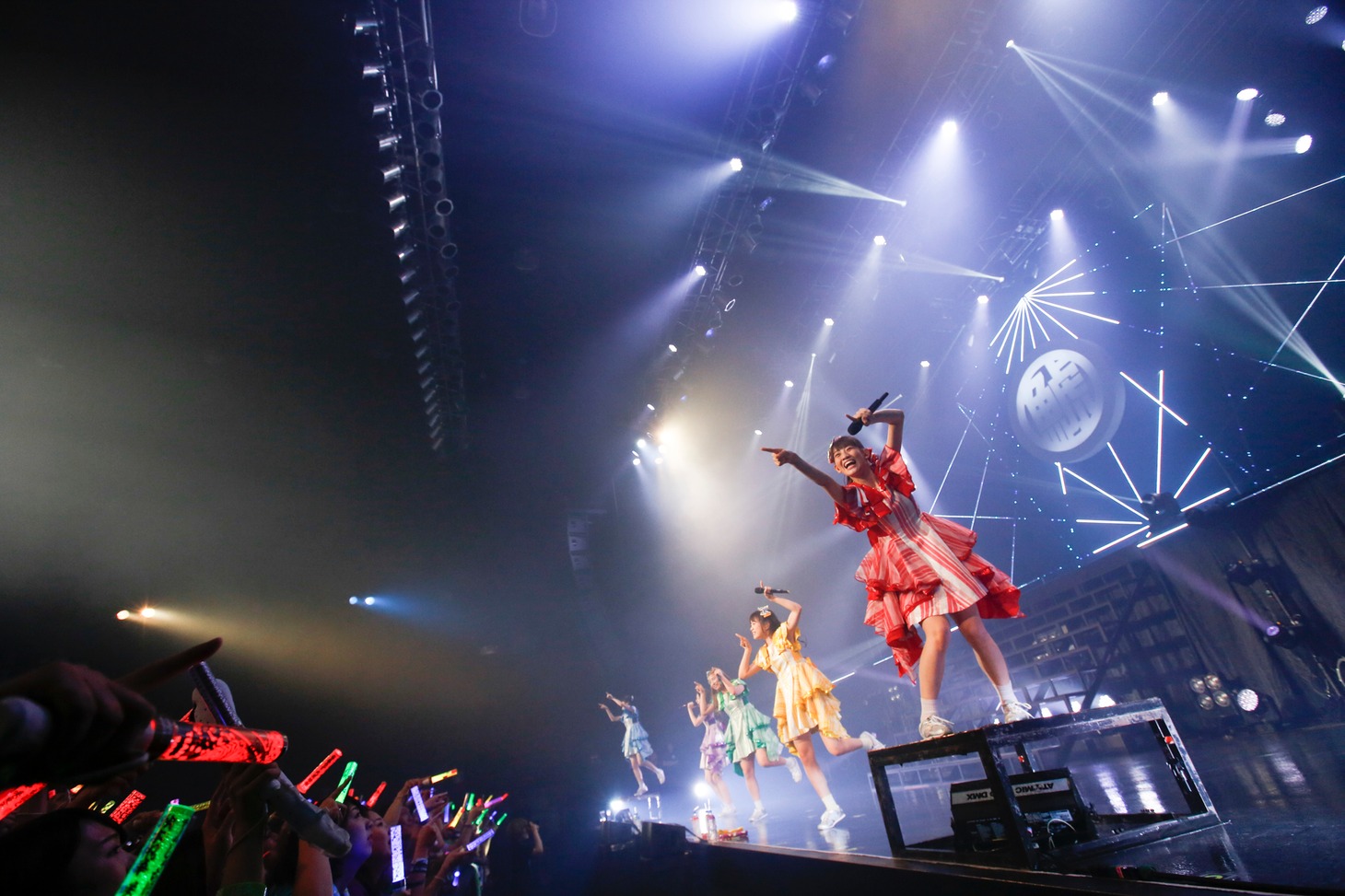 「チームしゃちほこ SPRING TOUR 2018～日本中でJUMP MAN！？幸せの使者は君だッ！～」東京・Zepp Tokyoの様子。（撮影：石井亜希）