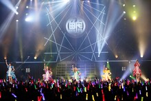 「チームしゃちほこ SPRING TOUR 2018～日本中でJUMP MAN！？幸せの使者は君だッ！～」東京・Zepp Tokyoの様子。（撮影：石井亜希）