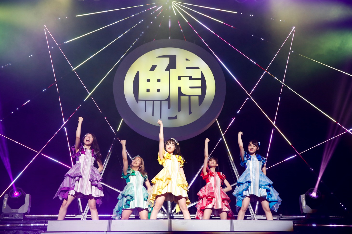 「チームしゃちほこ SPRING TOUR 2018～日本中でJUMP MAN！？幸せの使者は君だッ！～」東京・Zepp Tokyoの様子。（撮影：石井亜希）