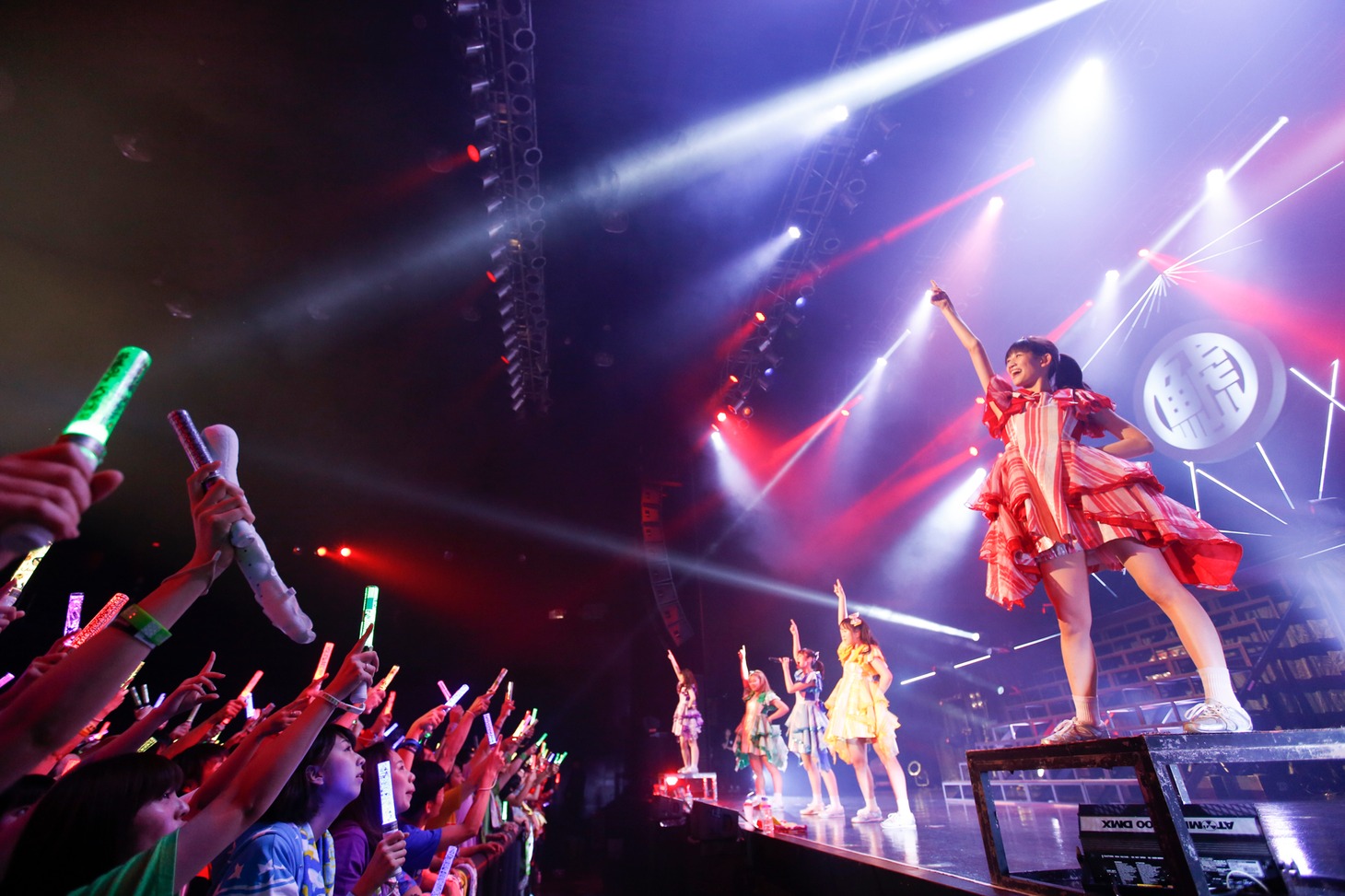 「チームしゃちほこ SPRING TOUR 2018～日本中でJUMP MAN！？幸せの使者は君だッ！～」東京・Zepp Tokyoの様子。（撮影：石井亜希）