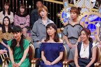 上段左から吉澤ひとみ、辻希美、下段左から石黒彩、飯田圭織、福田明日香。(c)日本テレビ