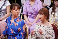左から保田圭、矢口真里。(c)日本テレビ