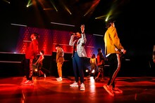 「PrizmaX Hall Tour Level 7 ～FUSION～」の様子。（撮影：笹森健一）