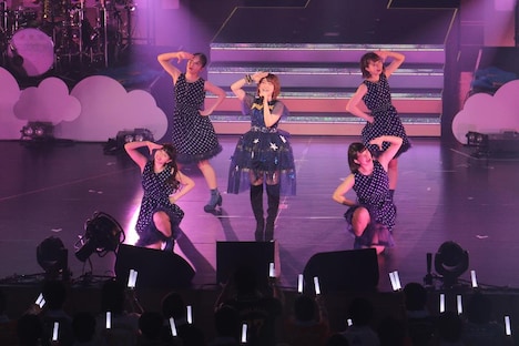 内田真礼「UCHIDA MAAYA『Magic Number』TOUR 2018」初日公演の様子。（写真提供：ポニーキャニオン）