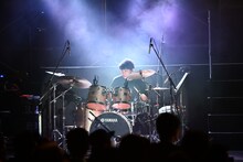 小松シゲル（NONA REEVES）