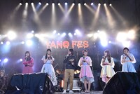 トークコーナー「堀込泰行のお嬢さんいらっしゃい」の様子。