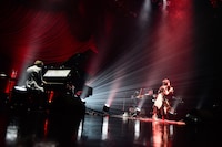 鬼束ちひろ「UNDER BABIES」Zepp Tokyo公演の様子。（撮影：橋本塁）