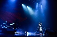 鬼束ちひろ「UNDER BABIES」Zepp Tokyo公演の様子。（撮影：橋本塁）