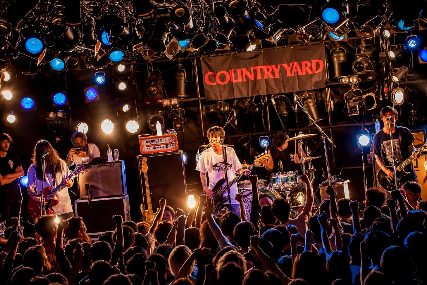 COUNTRY YARD「TOUR 2018 -10 YEARS MADE OUR NOW-」東京・渋谷CLUB QUATTRO公演の様子。（Photo by Takashi "TAKA" Konuma）