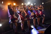 桜エビ～ずの13thワンマンライブより第2部「6月の花火」の様子。