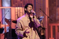 平井堅 (c)フジテレビ