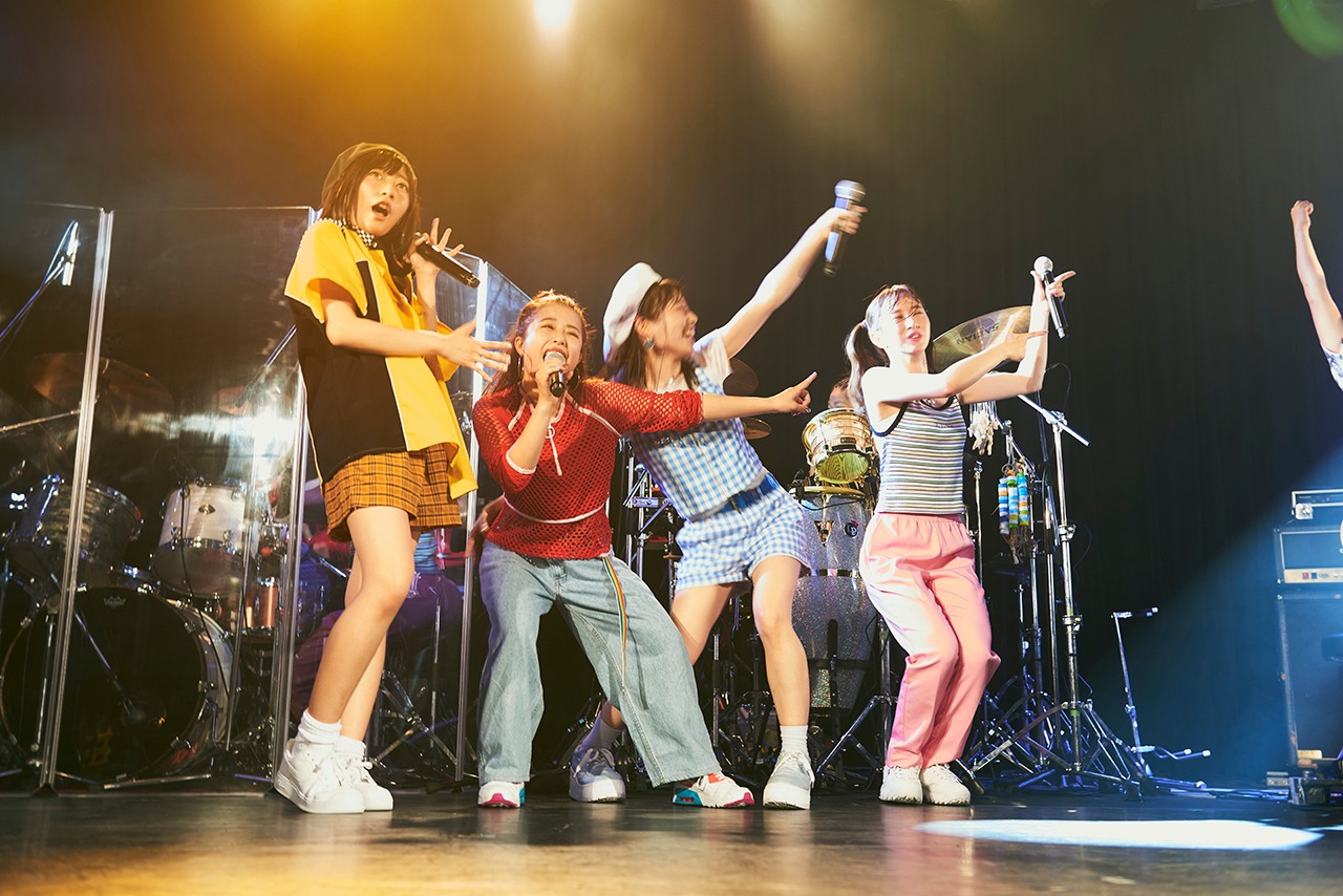 フィロソフィーのダンス「Girls Are Back In Town VOL,1」東京・LIQUIDROOM公演の様子。（撮影：新元気）