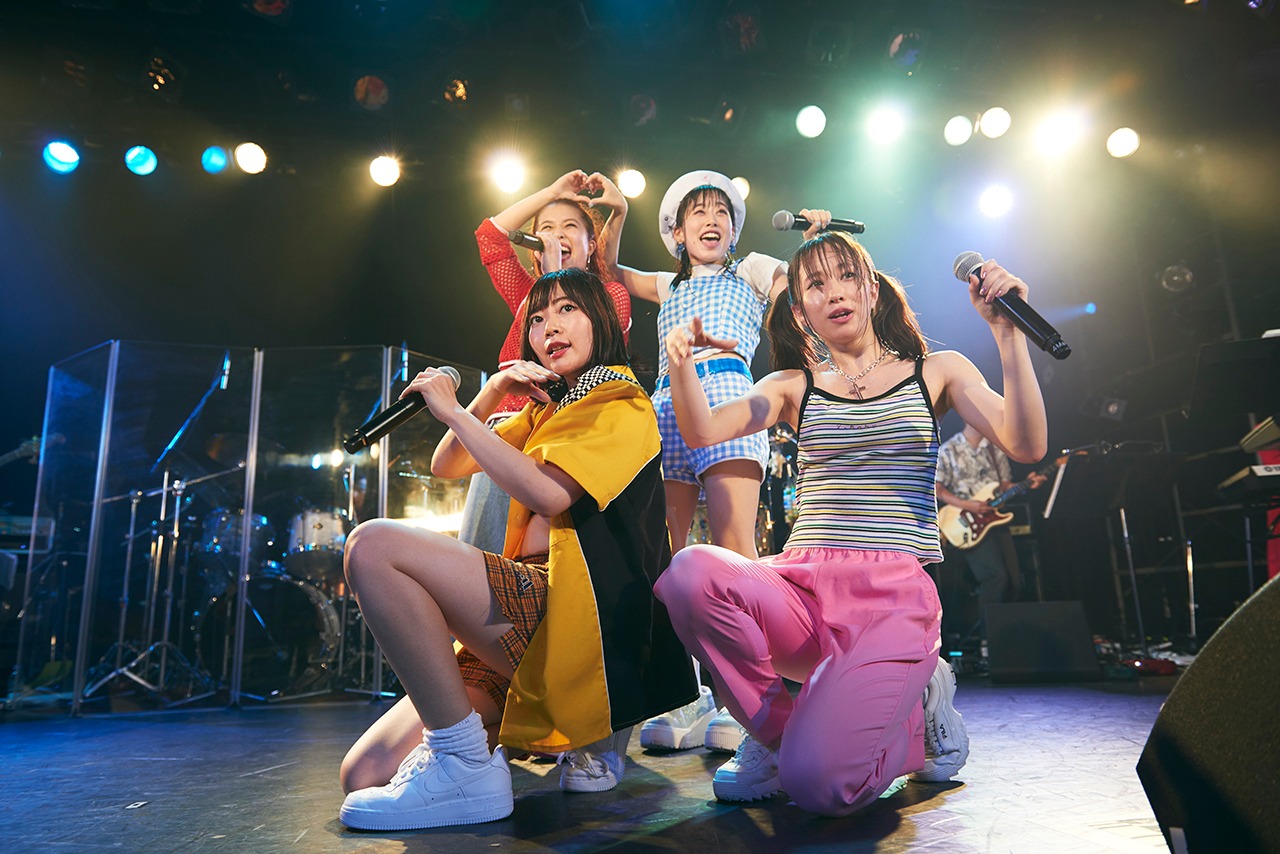 フィロソフィーのダンス「Girls Are Back In Town VOL,1」初日公演の様子。（撮影：新元気）