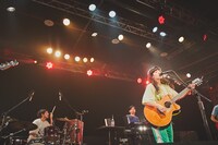 あいみょん「AIMYON TOUR 2018 -TELEPHONE LOBSTER-ADDITIONAL SHOW "TAIWAN"」の様子。（撮影：井手康郎、鈴木友莉）