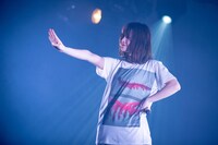 井上唯（撮影：稲垣謙一）