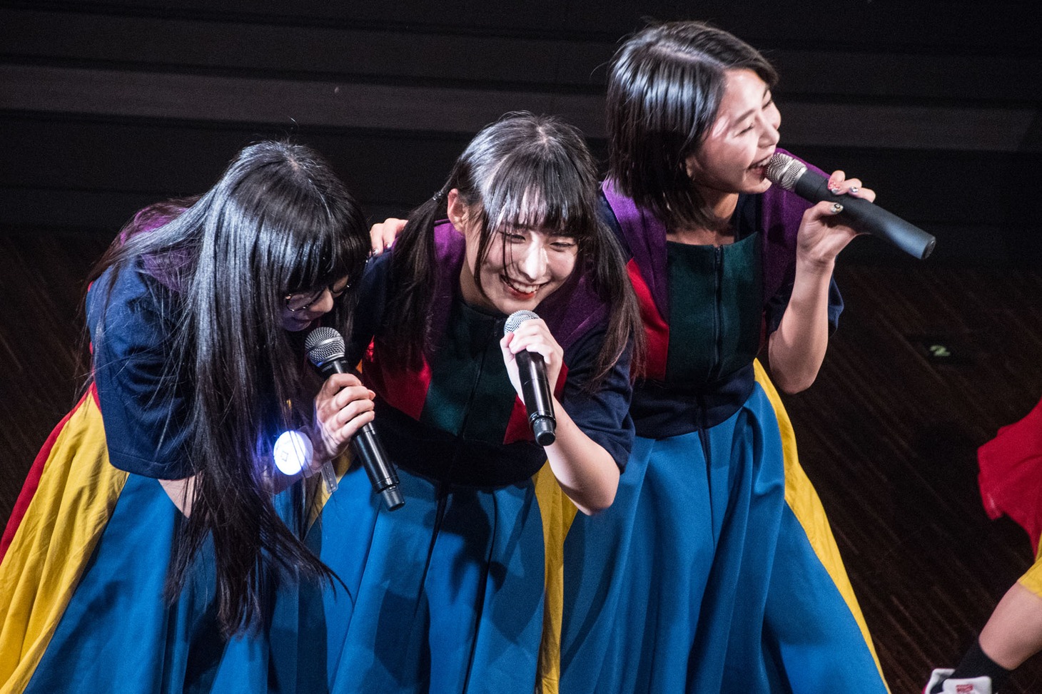 GANG PARADE。左からユイ・ガ・ドクソン、ハルナ・バッ・チーン、キャン・GP・マイカ。（撮影：古川朋久）