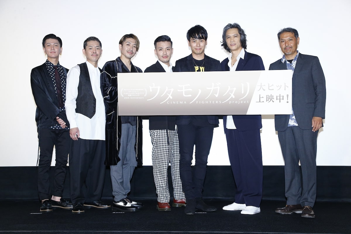 三代目jsb山下健二郎の水中撮影を加藤雅也がねぎらう さすが三代目だな イベントレポート 音楽ナタリー