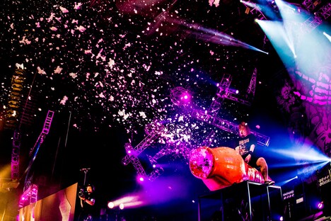 マキシマム ザ ホルモン（撮影：浜野カズシ）