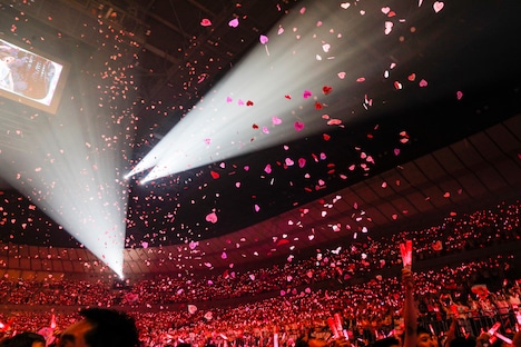 佐々木彩夏「AYAKA NATION 2018 in 横浜アリーナ」の様子。（Photo by HAJIME KAMIIISAKA＋Z）