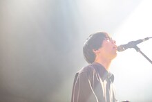 高橋海（Vo, Key）（撮影：Kousuke Ito）