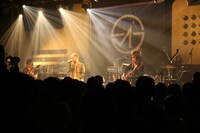 SCREEN mode「SCREEN mode LIVE TOUR 2018 -Funky Star-」の様子。