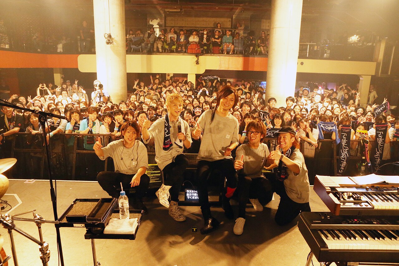SCREEN mode「SCREEN mode LIVE TOUR 2018 -Funky Star-」の様子。