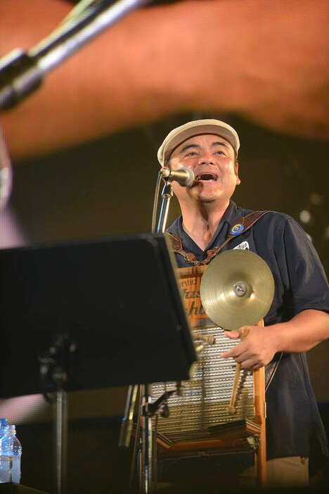 比嘉栄昇（Vo, G / BEGIN）