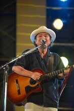 島袋優（G / BEGIN）