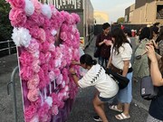 アルバム「Femme Fatale」の“立体ジャケ写”を作るミリヤファン。