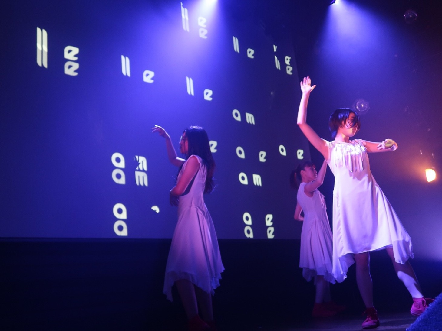「Ultra callme "Musical scale"」の様子。（写真提供：エイベックス）