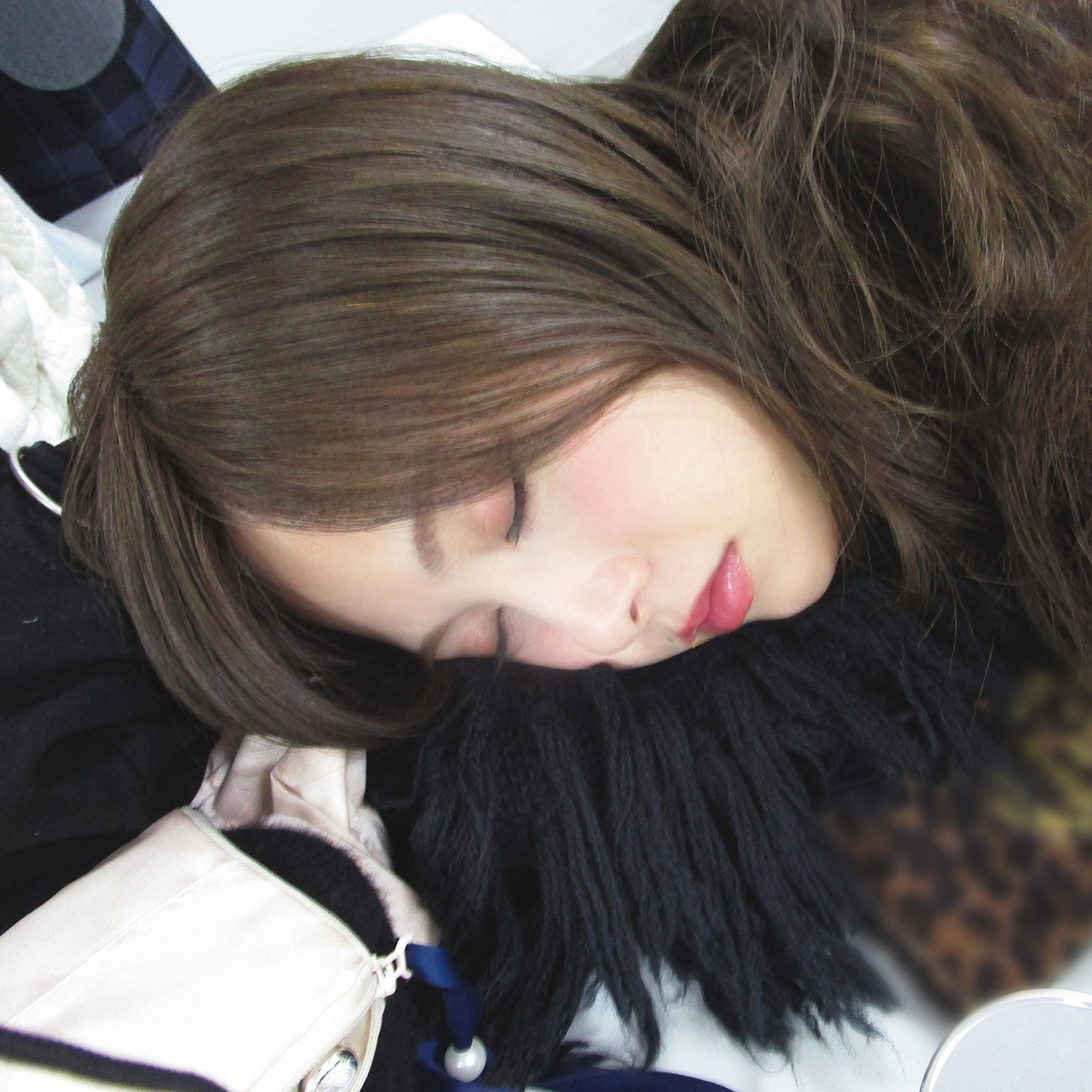 乃木坂46「乃木撮 VOL.01」より。(c)乃木坂46写真集「乃木撮 VOL.01」（講談社） 撮影/乃木坂46