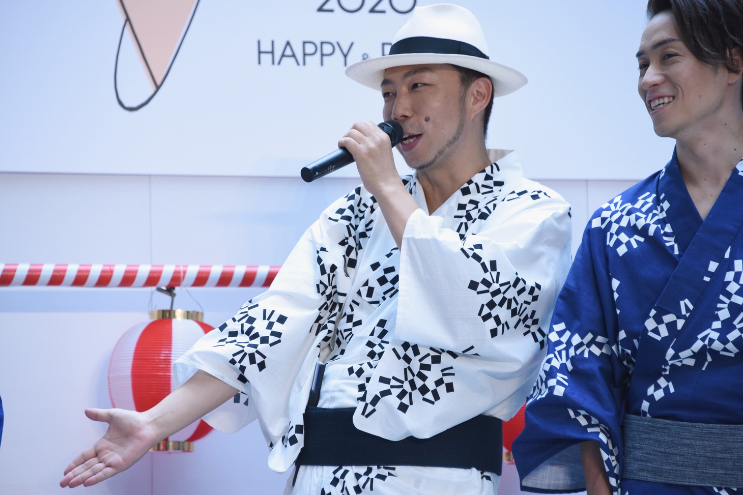 大林素子の着こなしを褒めるEXILE USA。