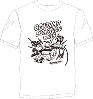 サンリオキャラクターとのコラボTシャツ。